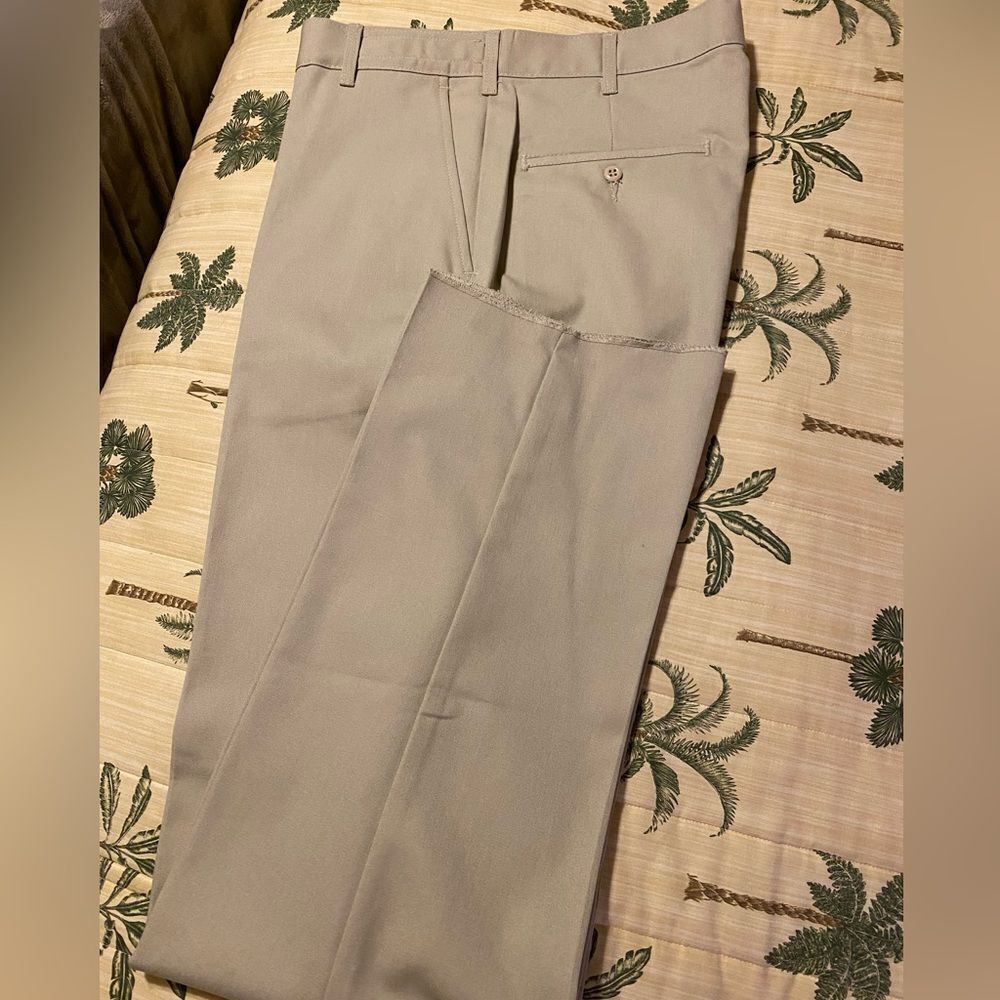 New without tag nice pants by EWC size 36